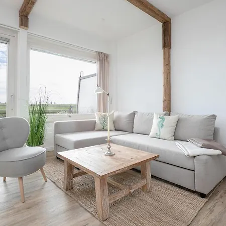 Haus Bellevue Stuuv 8 *